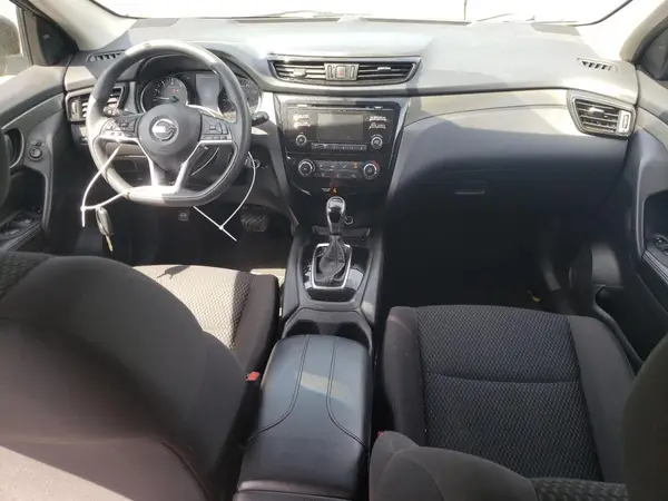 JN1BJ1CR6JW600710 2018 NISSAN ROGUE - Image 8