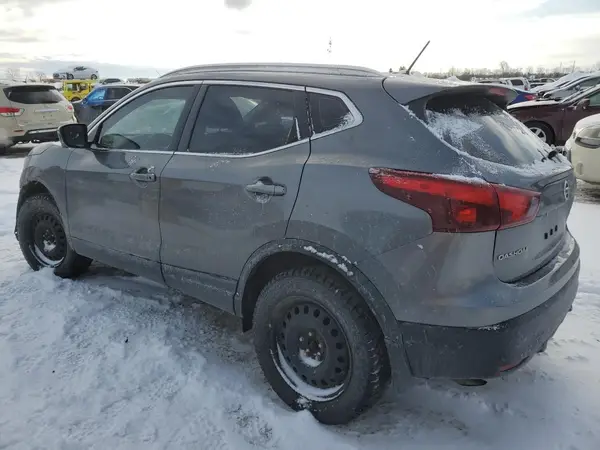 JN1BJ1CR6KW324157 2019 NISSAN ROGUE - Image 2