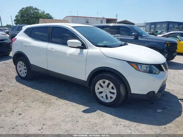 JN1BJ1CR6KW330198 2019 NISSAN ROGUE - Image 1