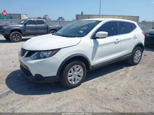 JN1BJ1CR6KW330198 2019 NISSAN ROGUE - Image 2