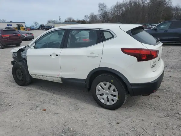 JN1BJ1CR6KW333778 2019 NISSAN ROGUE - Image 2