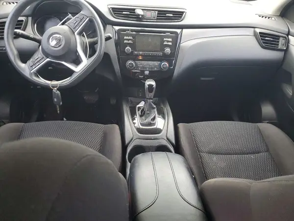 JN1BJ1CR7HW103207 2017 NISSAN ROGUE - Image 8