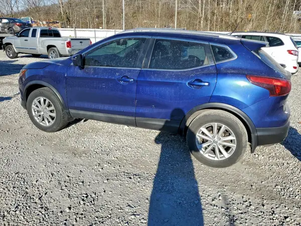 JN1BJ1CR7HW105393 2017 NISSAN ROGUE - Image 2