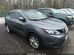 JN1BJ1CR7HW106303 2017 NISSAN ROGUE