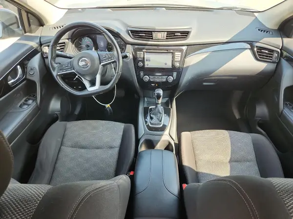 JN1BJ1CR7HW106351 2017 NISSAN ROGUE - Image 8