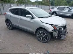 JN1BJ1CR7HW107807 2017 NISSAN ROGUE