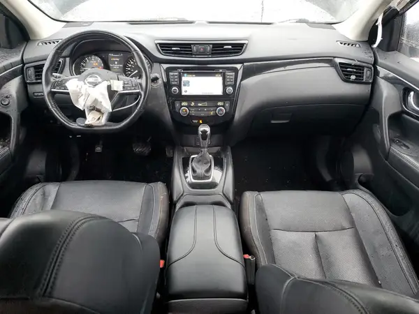 JN1BJ1CR7HW110111 2017 NISSAN ROGUE - Image 8
