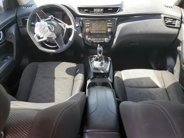 JN1BJ1CR7HW110948 2017 NISSAN ROGUE - Image 8