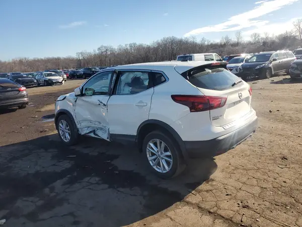 JN1BJ1CR7HW111310 2017 NISSAN ROGUE - Image 2