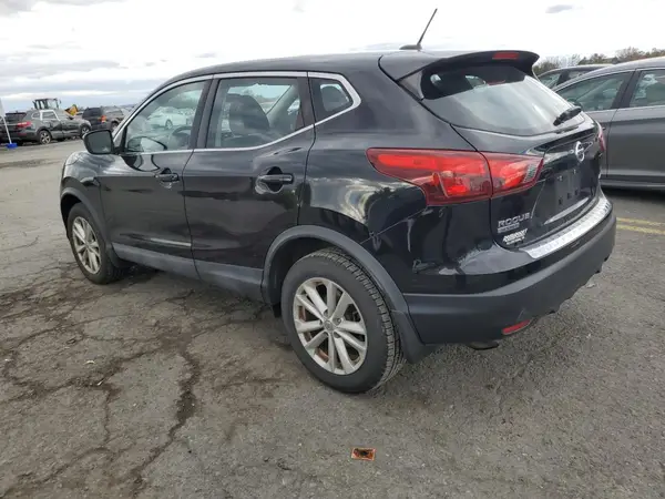 JN1BJ1CR7HW111937 2017 NISSAN ROGUE - Image 2