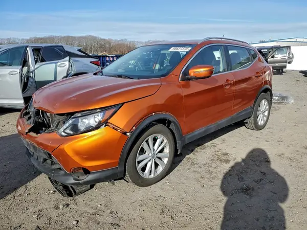 JN1BJ1CR7HW113607 2017 NISSAN ROGUE - Image 1
