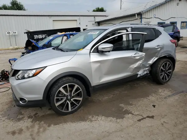 JN1BJ1CR7HW115521 2017 NISSAN ROGUE - Image 1