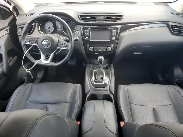 JN1BJ1CR7HW115521 2017 NISSAN ROGUE - Image 8