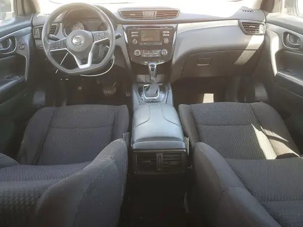 JN1BJ1CR7HW117978 2017 NISSAN ROGUE - Image 8