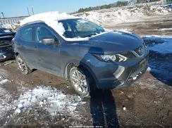JN1BJ1CR7HW122162 2017 NISSAN ROGUE