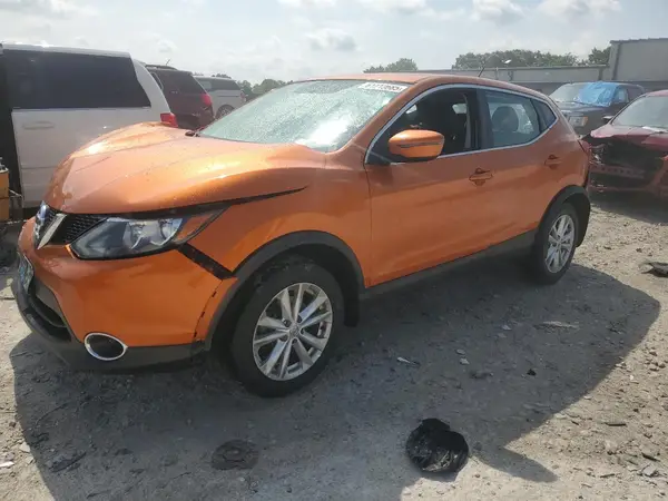 JN1BJ1CR7HW124574 2017 NISSAN ROGUE - Image 1