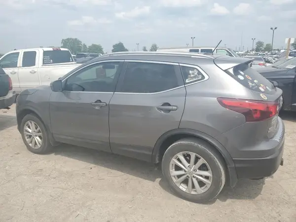 JN1BJ1CR7HW124610 2017 NISSAN ROGUE - Image 2