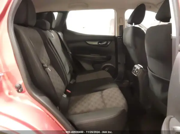 JN1BJ1CR7HW128091 2017 NISSAN ROGUE - Image 8