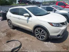JN1BJ1CR7HW133565 2017 NISSAN ROGUE