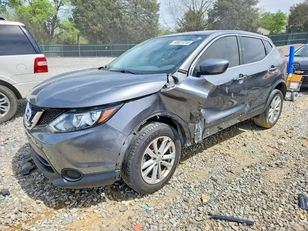 JN1BJ1CR7HW139396 2017 NISSAN ROGUE - Image 1