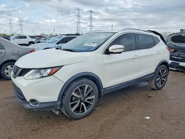 JN1BJ1CR7JW201515 2018 NISSAN ROGUE - Image 1