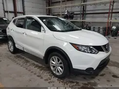JN1BJ1CR7JW207296 2018 NISSAN ROGUE