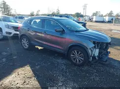 JN1BJ1CR7JW207394 2018 NISSAN ROGUE