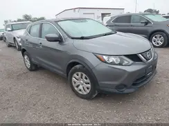 JN1BJ1CR7JW250620 2018 NISSAN ROGUE
