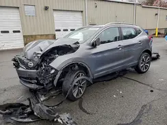 JN1BJ1CR7JW251444 2018 NISSAN ROGUE