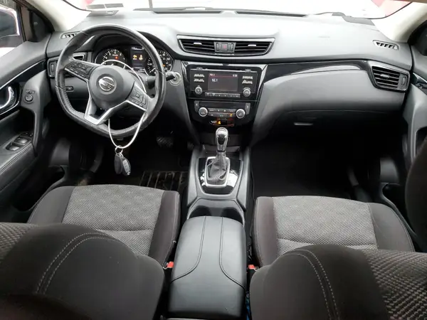JN1BJ1CR7JW252299 2018 NISSAN ROGUE - Image 8