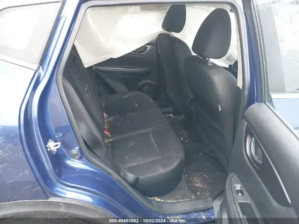 JN1BJ1CR7JW255848 2018 NISSAN ROGUE - Image 8