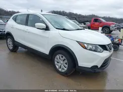 JN1BJ1CR7JW257132 2018 NISSAN ROGUE
