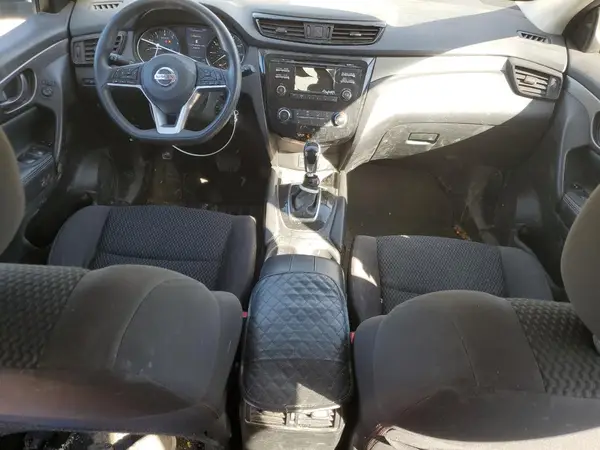 JN1BJ1CR7JW263853 2018 NISSAN ROGUE - Image 8