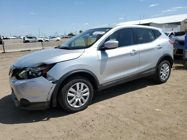 JN1BJ1CR7JW280815 2018 NISSAN ROGUE - Image 1