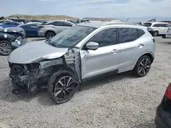 JN1BJ1CR7JW282967 2018 NISSAN ROGUE