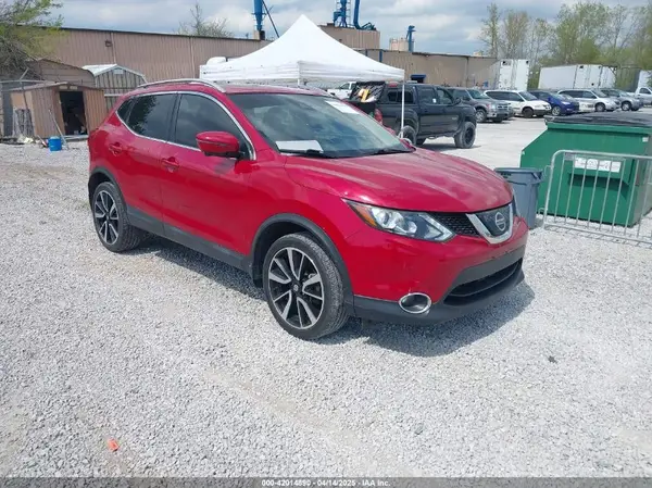 JN1BJ1CR7JW286114 2018 NISSAN ROGUE - Image 1