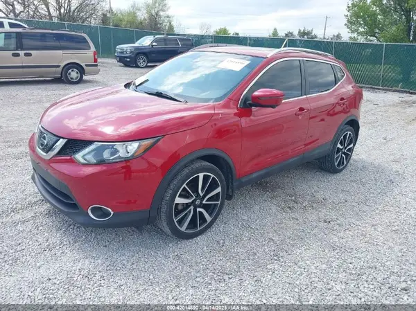 JN1BJ1CR7JW286114 2018 NISSAN ROGUE - Image 2