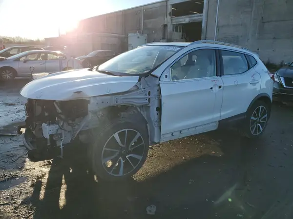 JN1BJ1CR7JW291572 2018 NISSAN ROGUE - Image 1