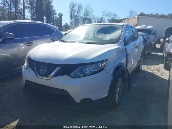 JN1BJ1CR7KW318108 2019 NISSAN ROGUE - Image 2