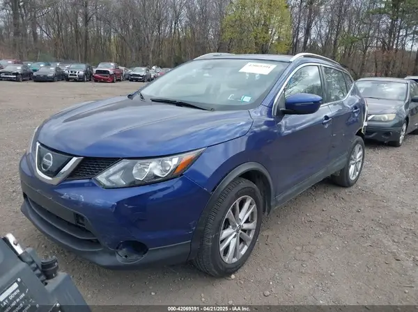 JN1BJ1CR7KW325687 2019 NISSAN ROGUE - Image 2