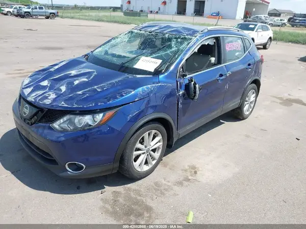 JN1BJ1CR7KW332347 2019 NISSAN ROGUE - Image 2