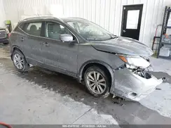JN1BJ1CR7KW627366 2019 NISSAN ROGUE