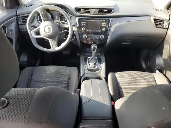 JN1BJ1CR8HW102292 2017 NISSAN ROGUE - Image 8