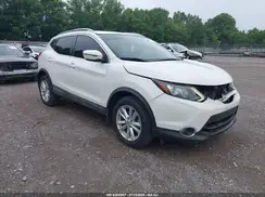 JN1BJ1CR8HW102731 2017 NISSAN ROGUE