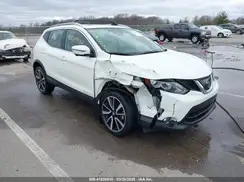 JN1BJ1CR8HW107542 2017 NISSAN ROGUE