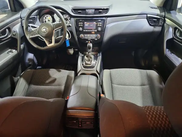 JN1BJ1CR8HW109792 2017 NISSAN ROGUE - Image 8
