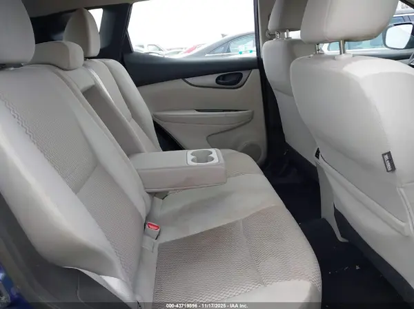JN1BJ1CR8HW111459 2017 NISSAN ROGUE - Image 8