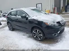 JN1BJ1CR8HW118668 2017 NISSAN ROGUE