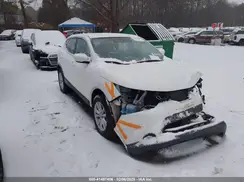 JN1BJ1CR8HW122445 2017 NISSAN ROGUE