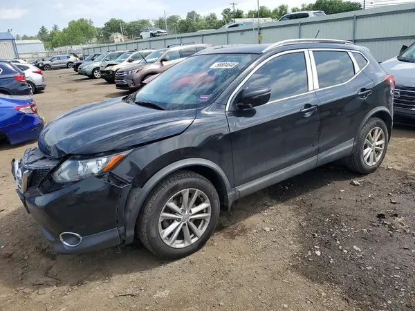 JN1BJ1CR8HW123272 2017 NISSAN ROGUE - Image 1